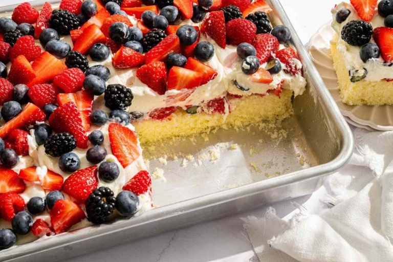 Mixed Berry Chantilly Cake