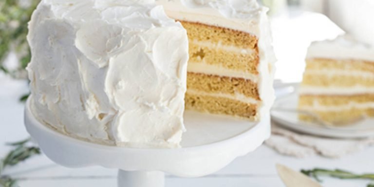 White Celebration Cake with Vanilla Frosting