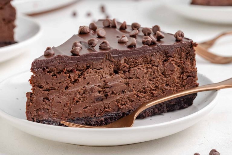 Chocolate Cheesecake Layer Cake